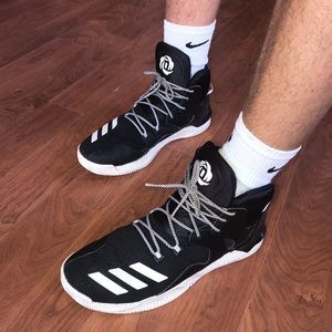 Men’s 14 ‘D Rose’ Adidas Hightop Sneakers ✯